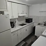 River Park South - 2 Bedroom Basement Suite
